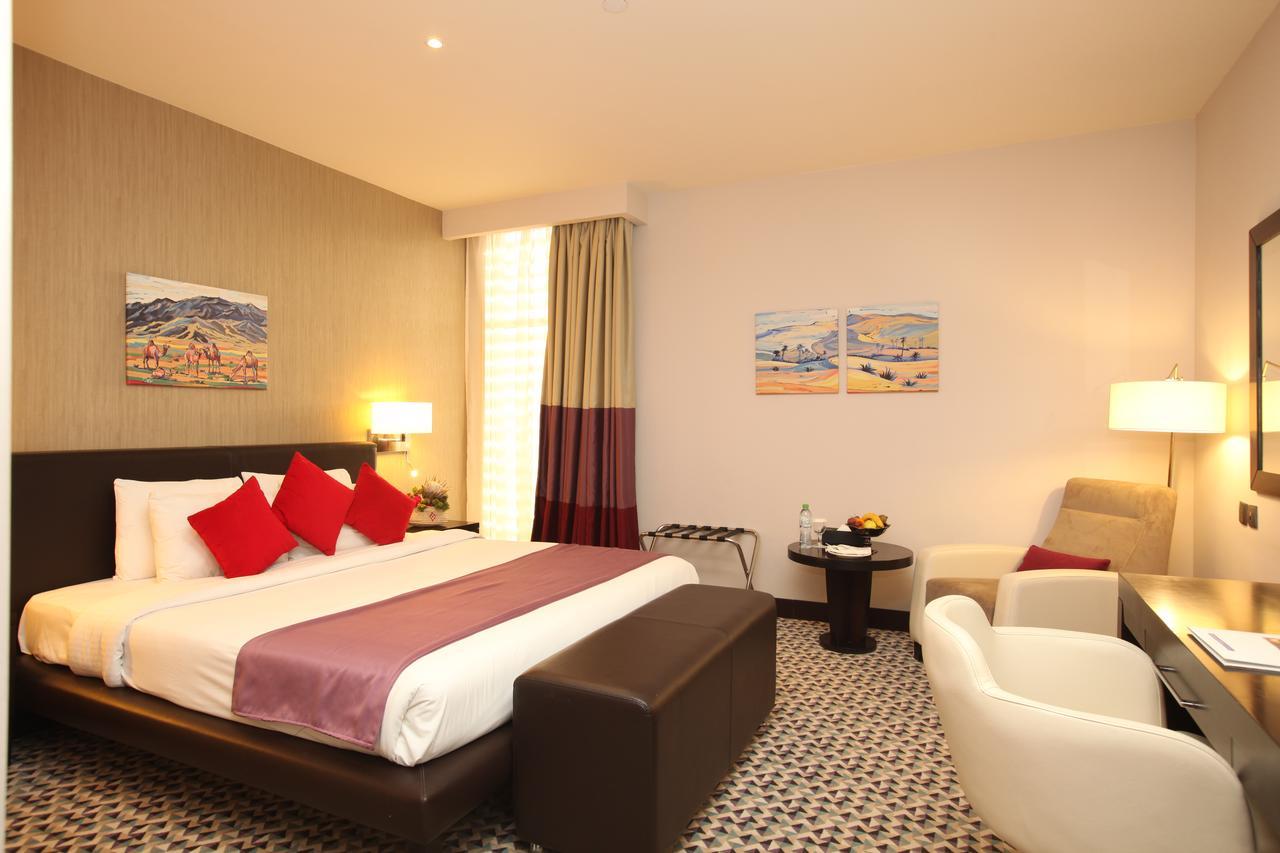 Golden Tulip Hail Екстериор снимка